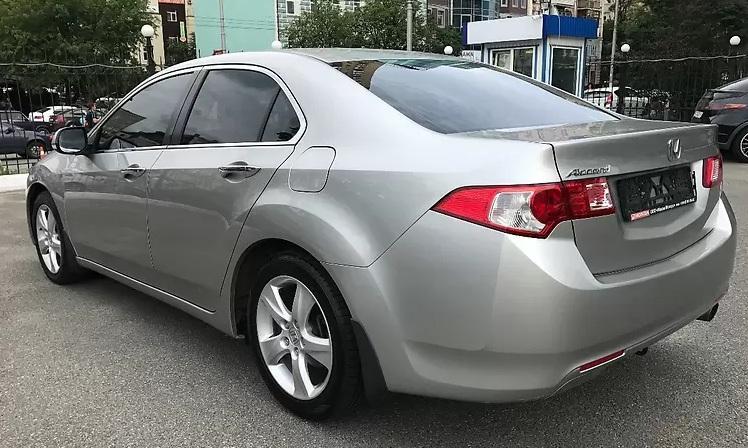 серый Аккорд 8