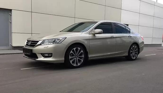 Аккорд 9 сбоку