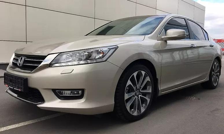 Аккорд 9 спереди