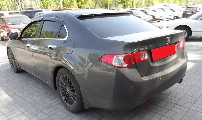 Аккорд 8 сзади