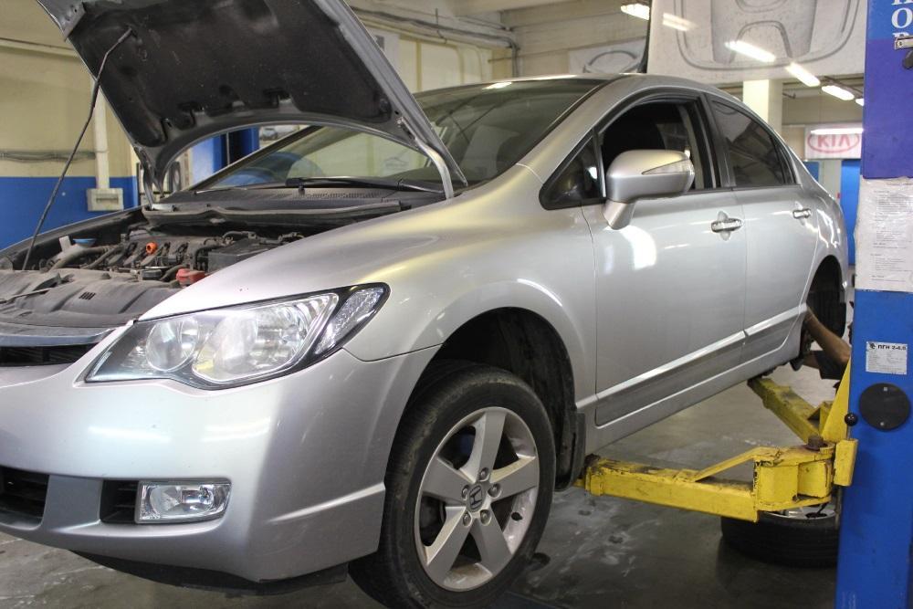 Хонда Цивик на СТО