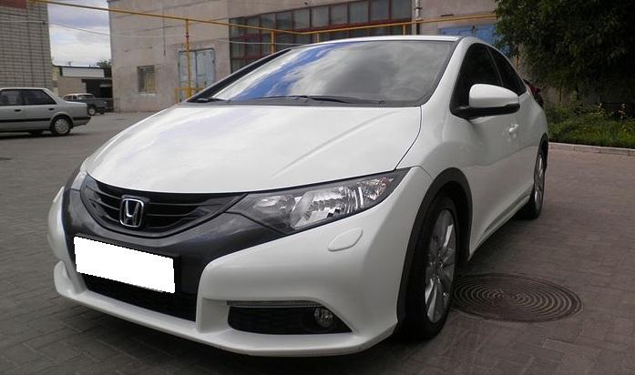 белый Цивик 5Д