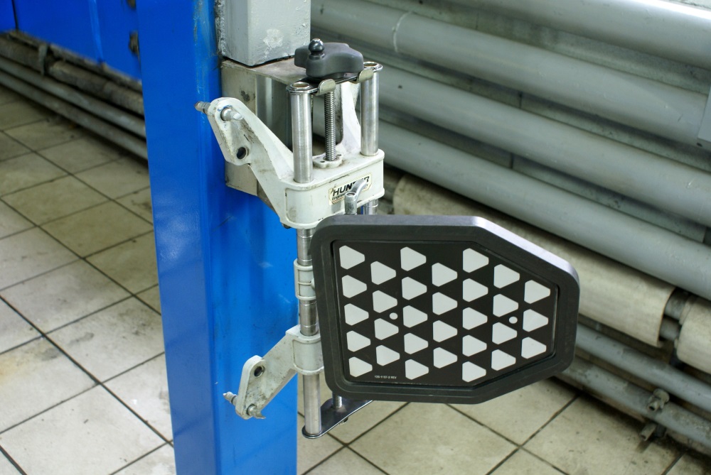 стенд сход-развала