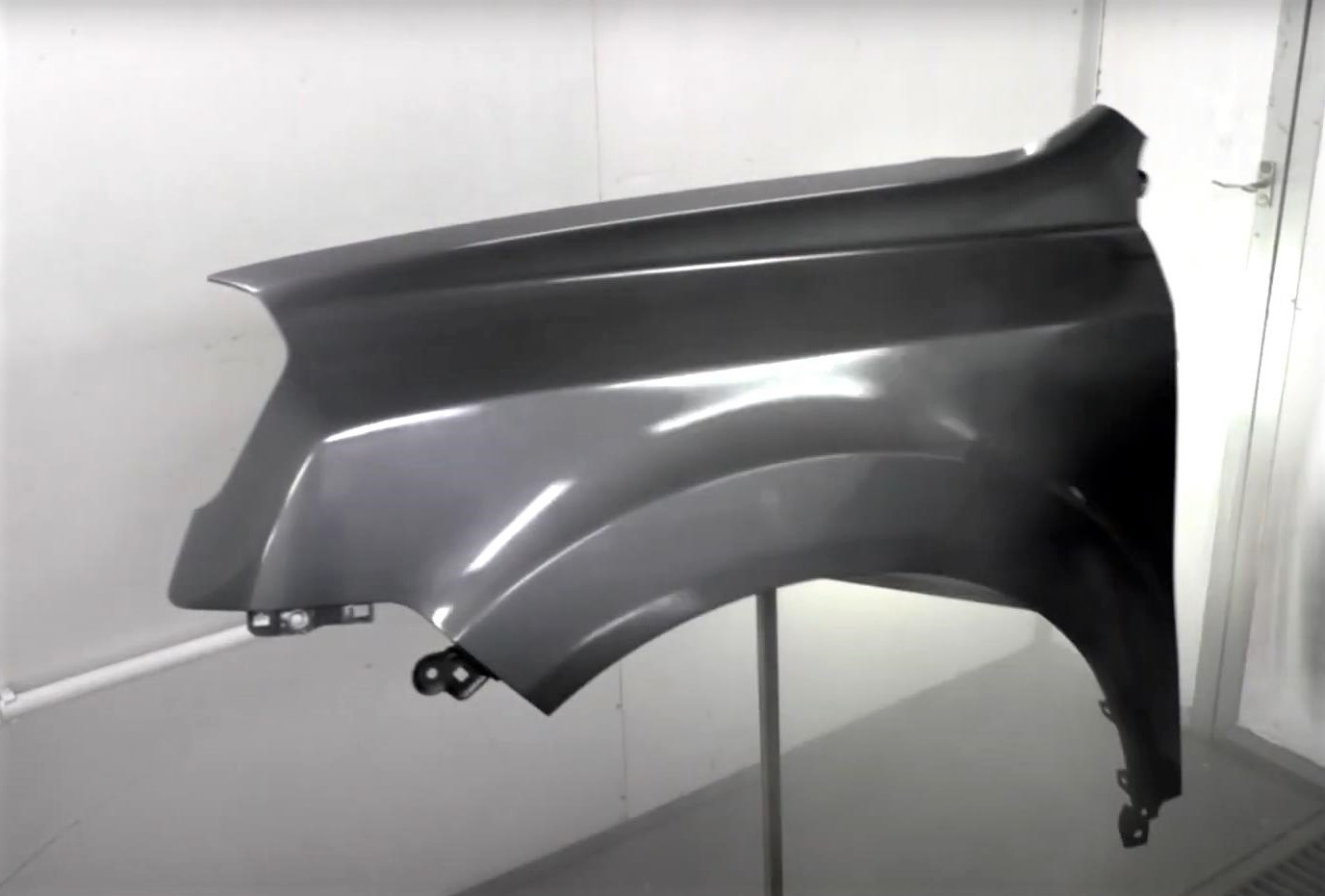 покраска крыла Хонда Пилот