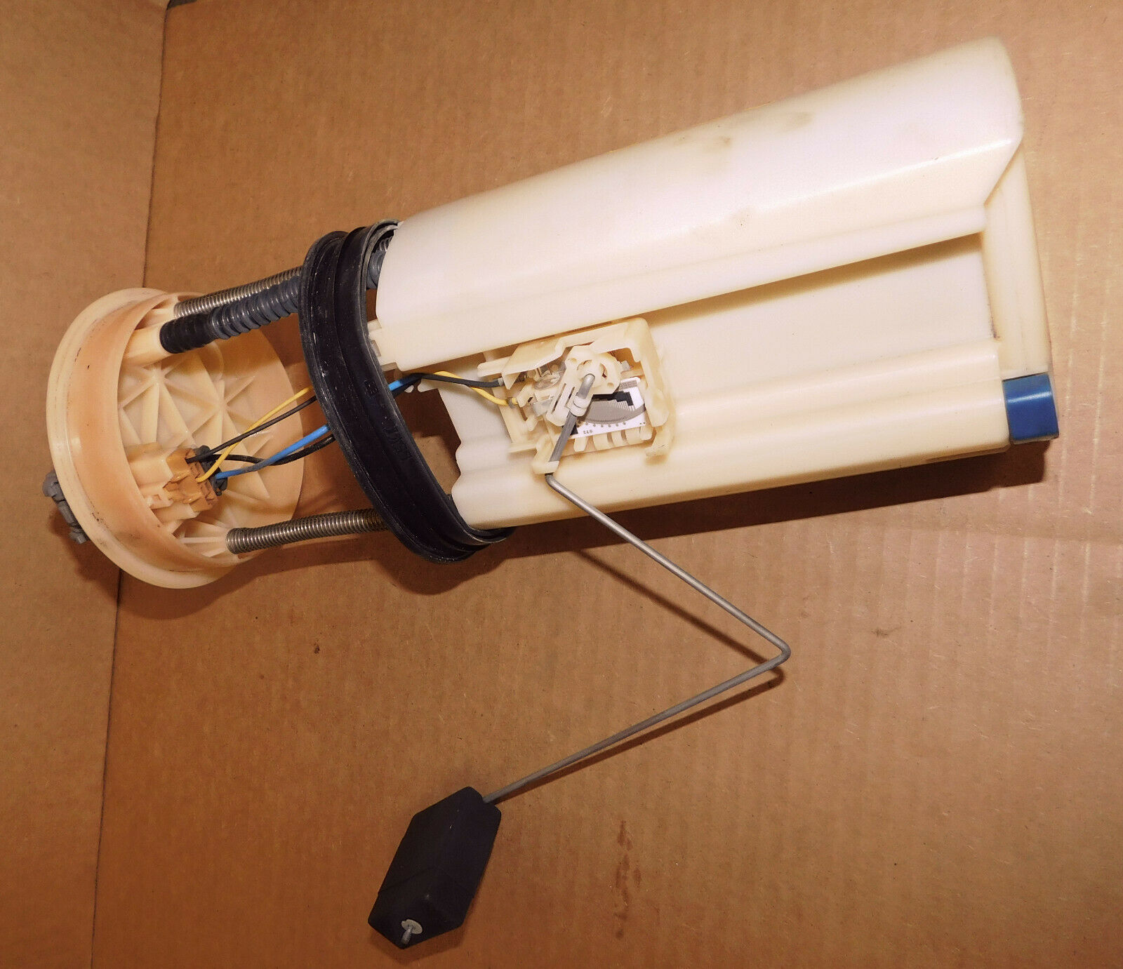 топливный насос пилот