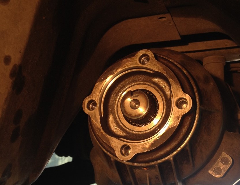 замена сальника хвостовика Хонда СРВ