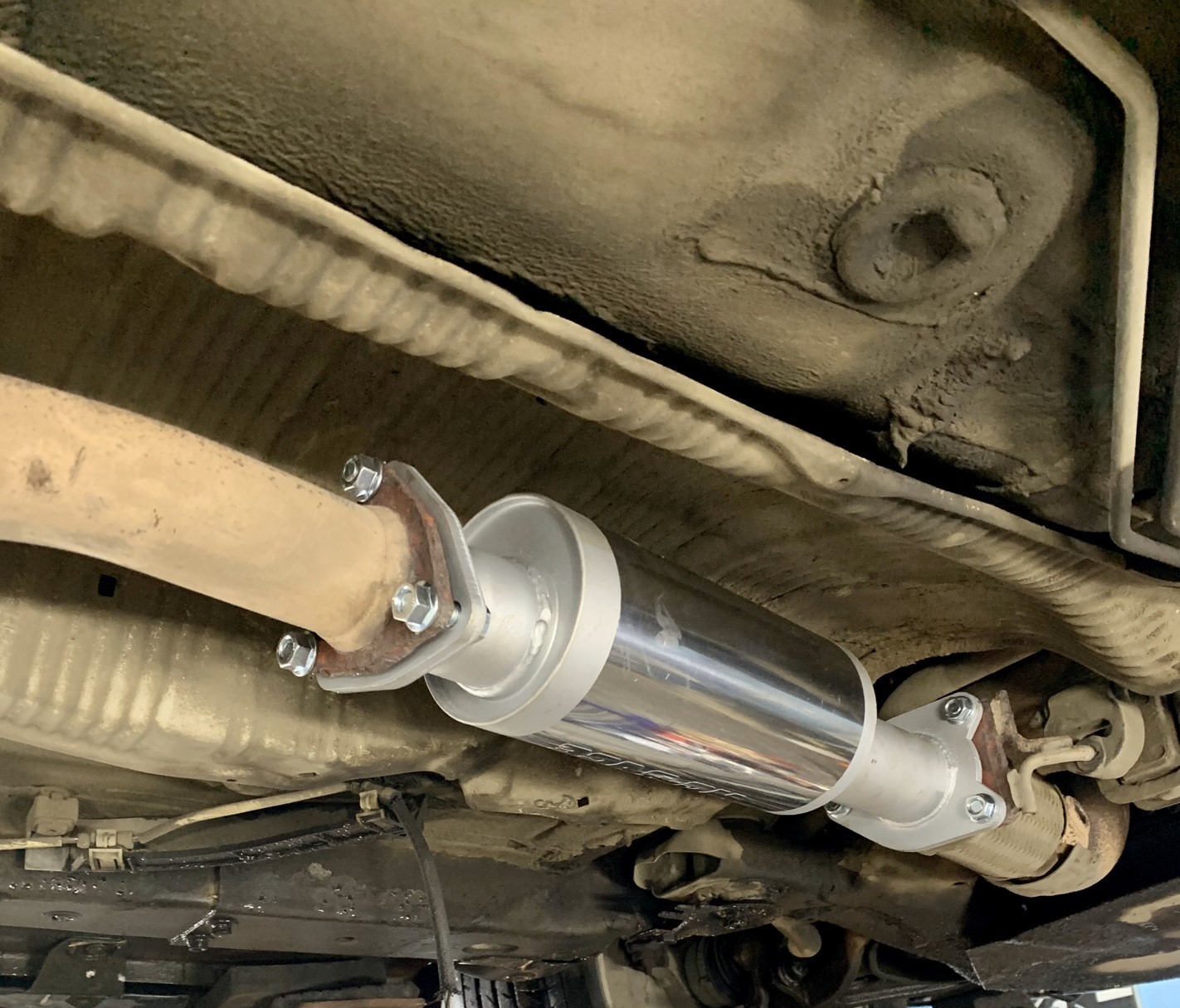 замена катализатора на пламегаситель Хонда Аккорд