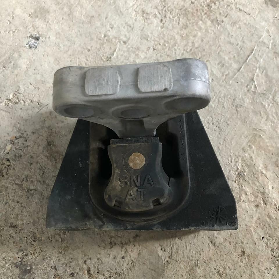 подушка АКПП Хонда