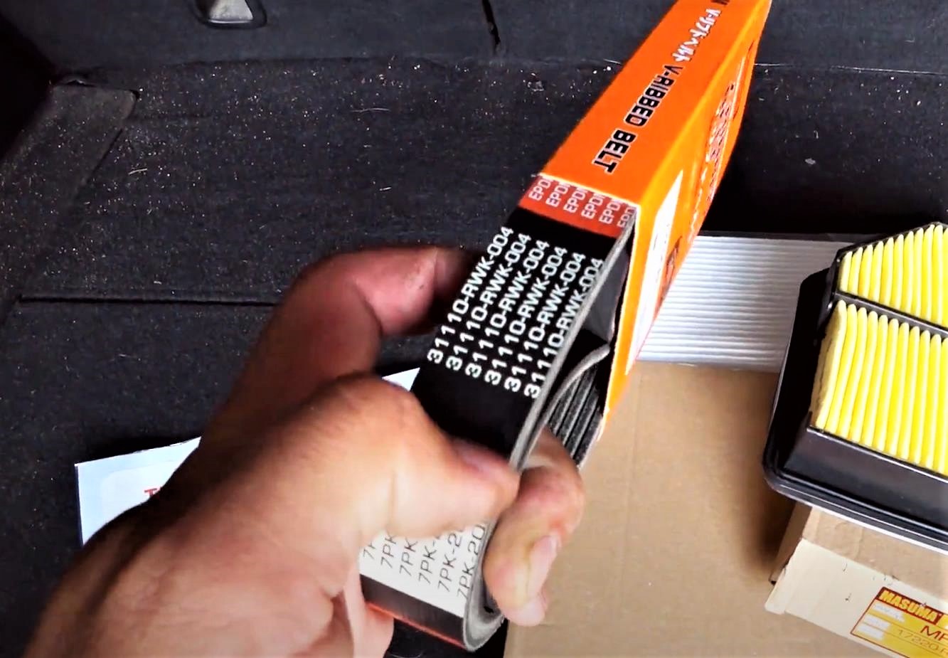 новый приводной ремень Хонда Цивик