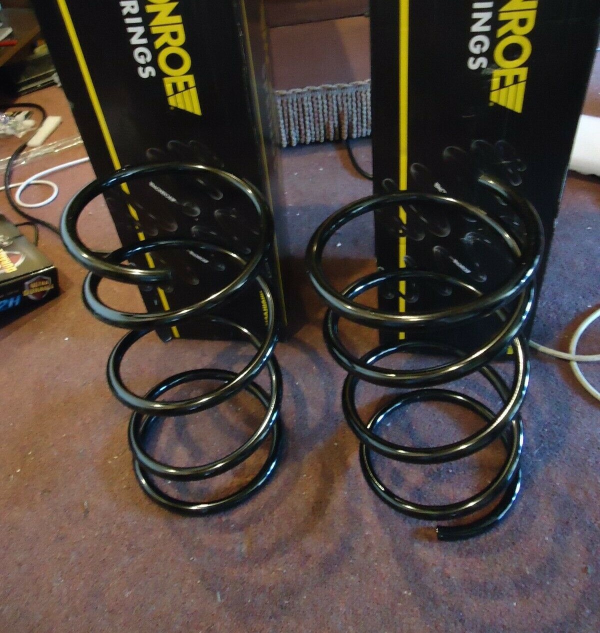 новые передние пружины Монро на Цивик