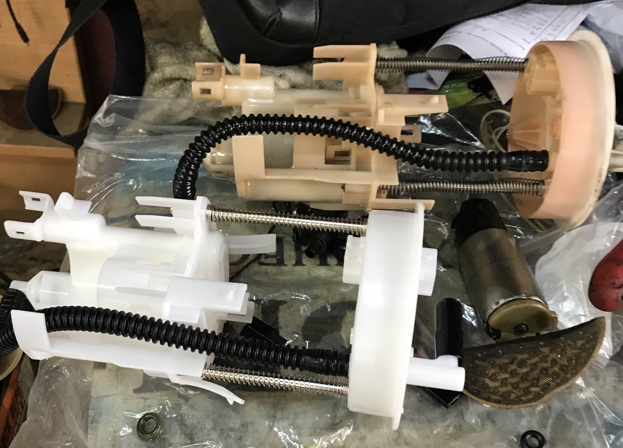 старый и новый бензонасосы на Хонду