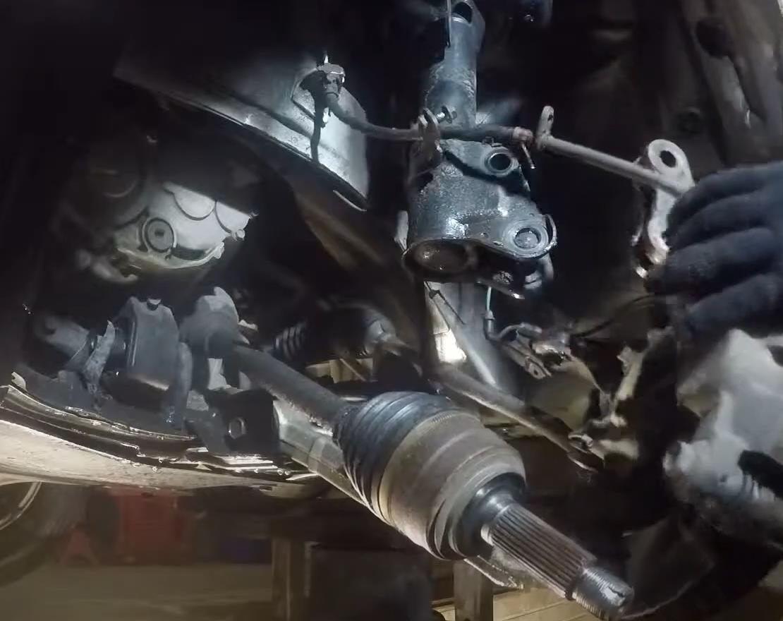 Замена ШРУСа Хонда Пилот 2