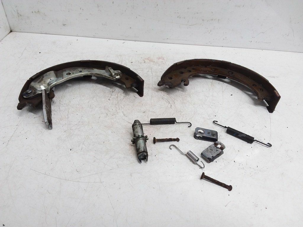 Комплект колодок ручного тормоза Хонда СРВ