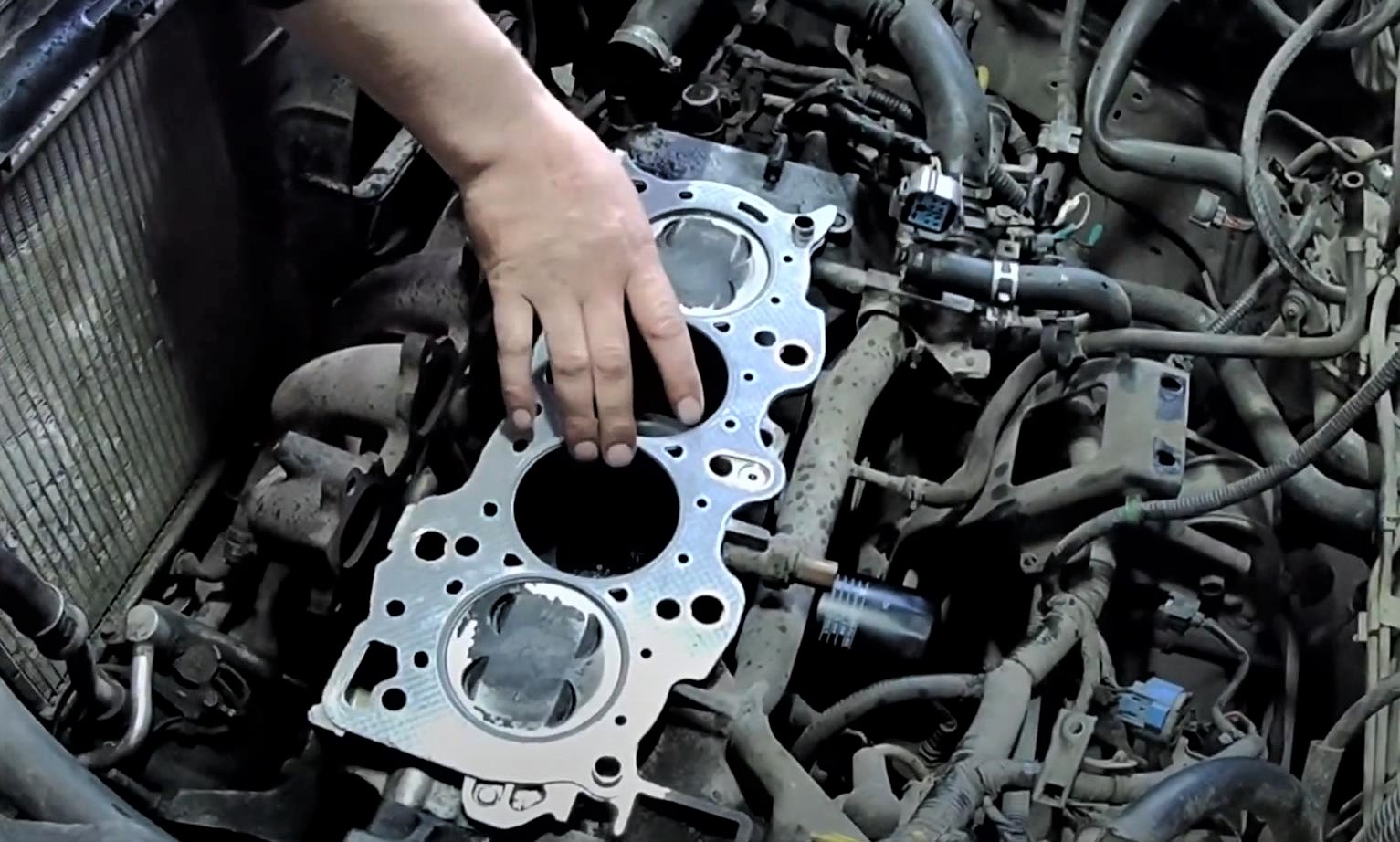 Замена прокладки ГБЦ Хонда СРВ