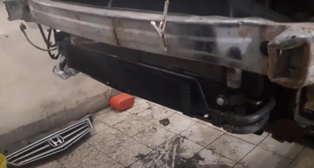 Замена радиатора АКПП Хонда