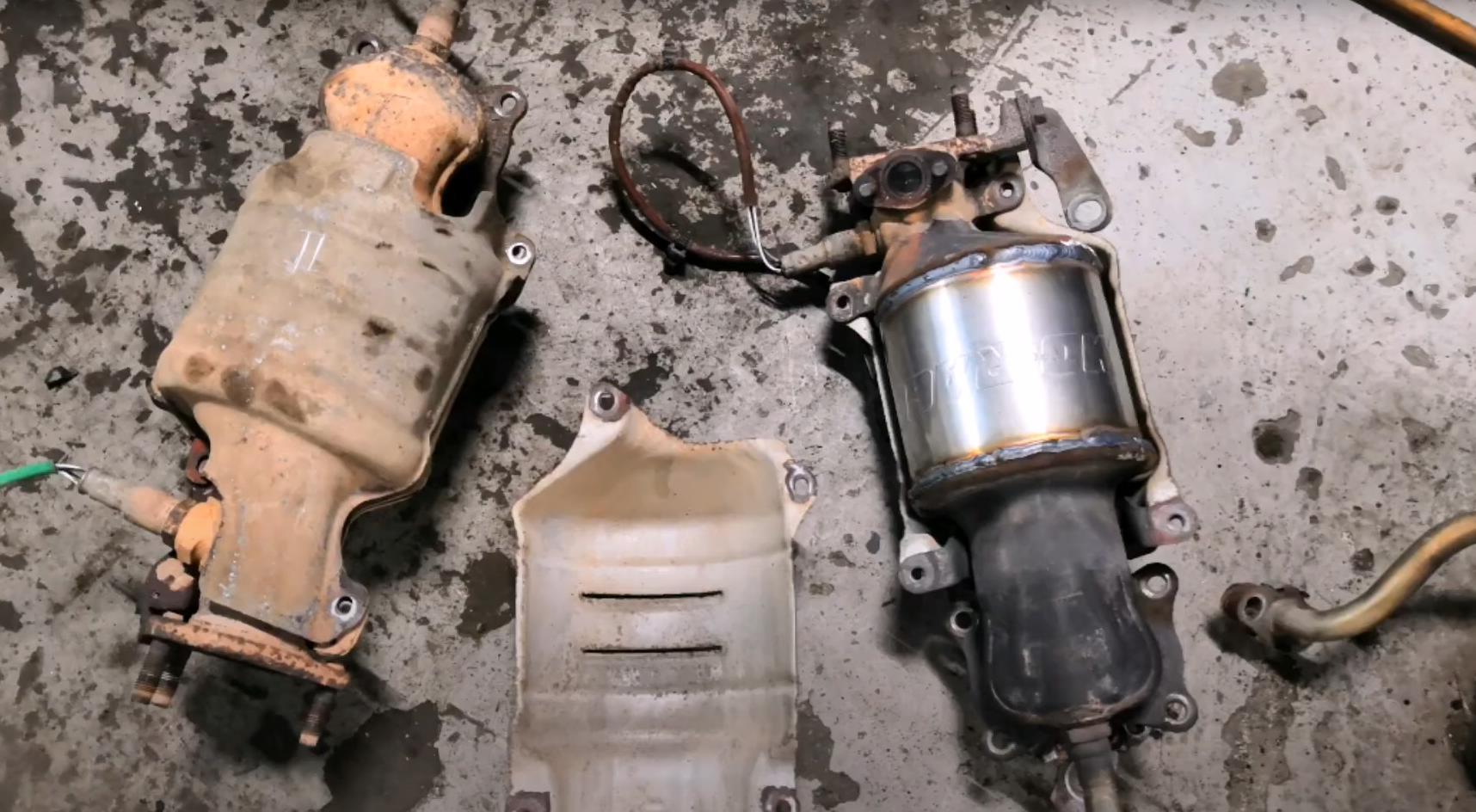 катализатора и пламегаситель