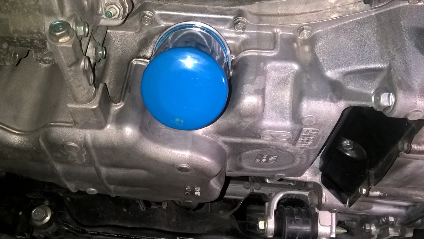 Замена масляного фильтра Хонда Фит