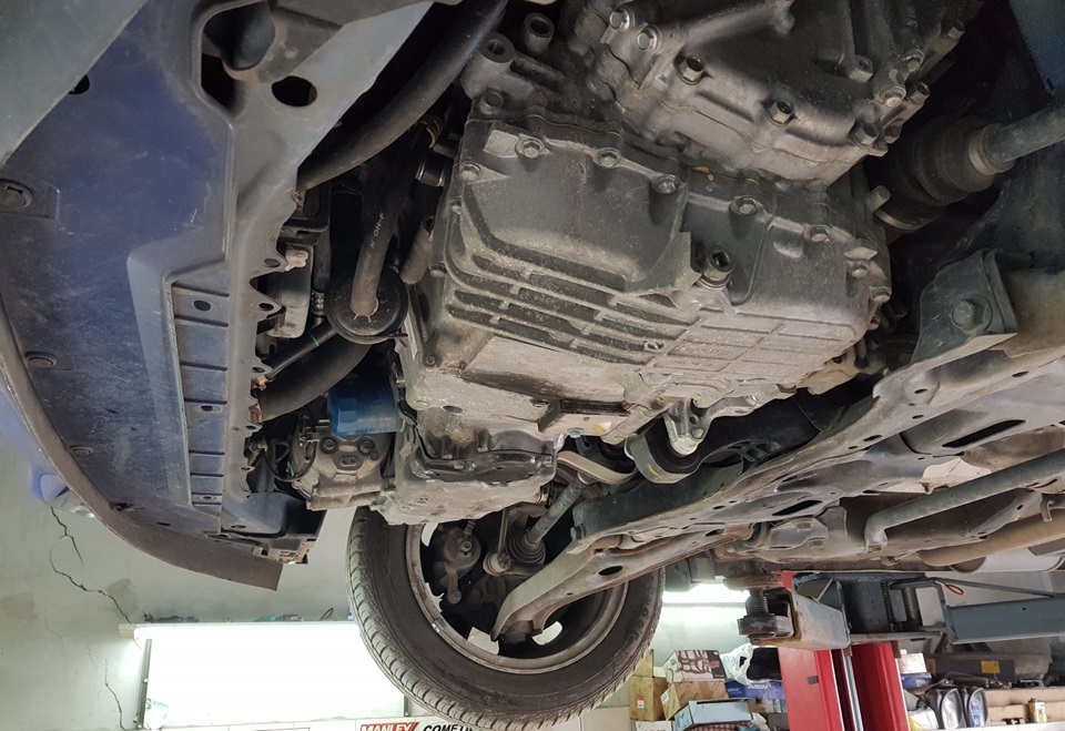 Замена моторного масла Хонда Джаз