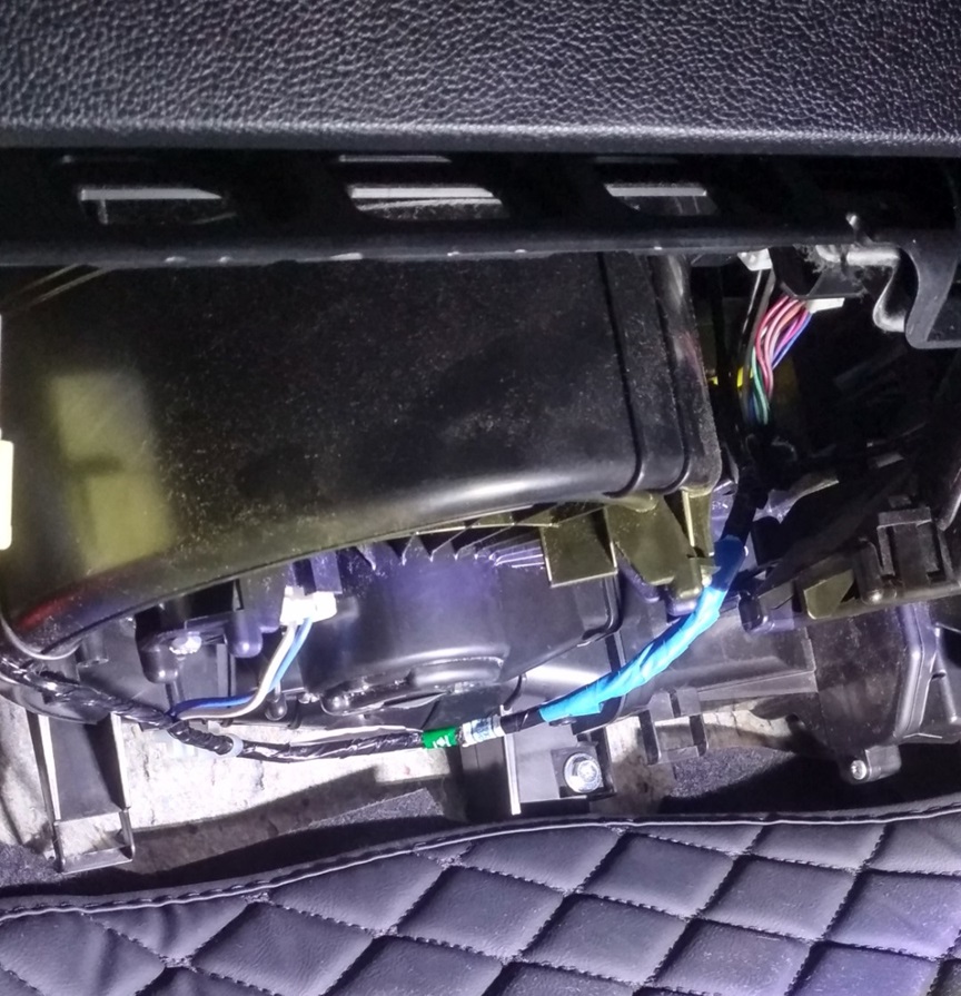 Замена моторчика печки Хонда Джаз