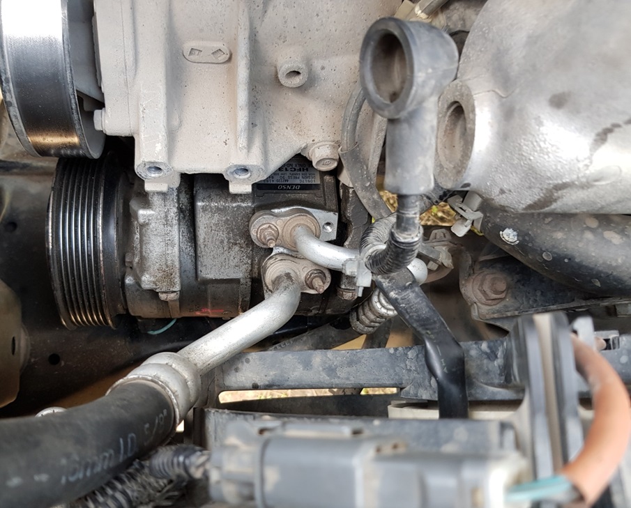 Замена компрессора кондиционера Хонда Аккорд