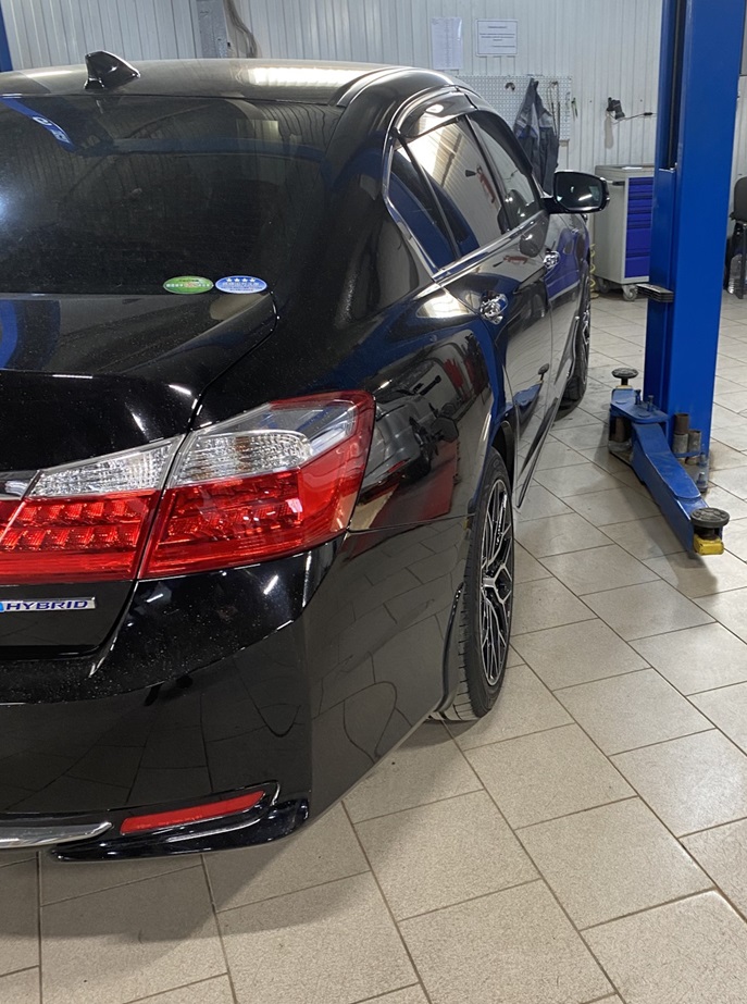 Хонда Аккорд перед заменой моторчика отопителя