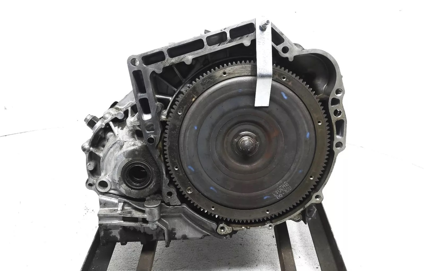 Коробка, демонтированная для ремонта