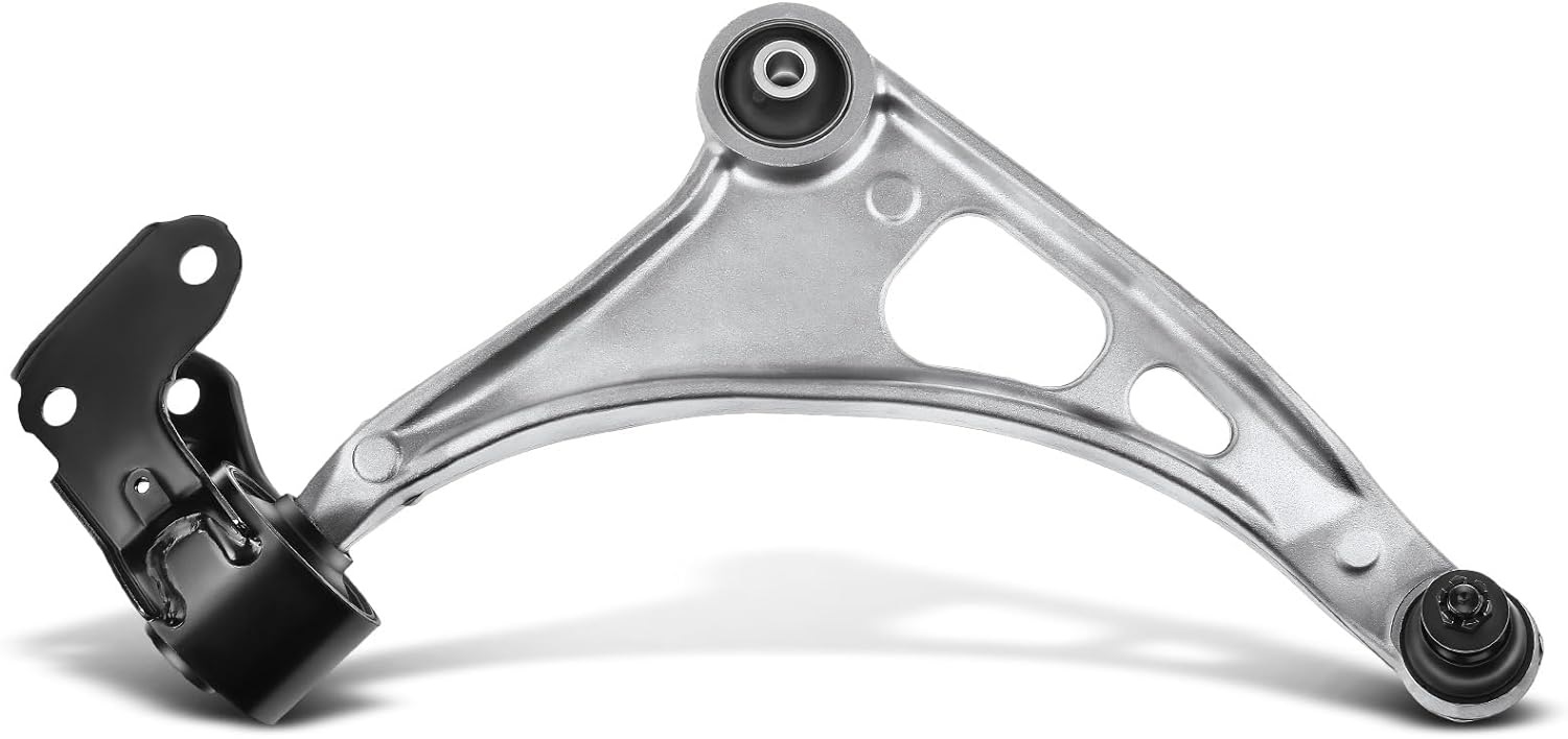 Новый передний нижний рычаг