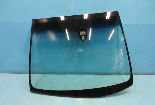 Лобовое стекло