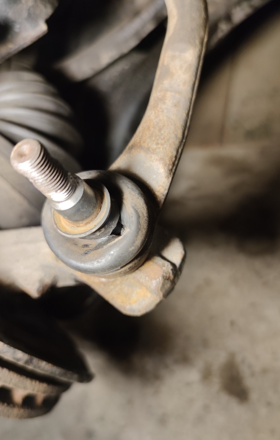 Замена рулевых наконечников Хонда Фит