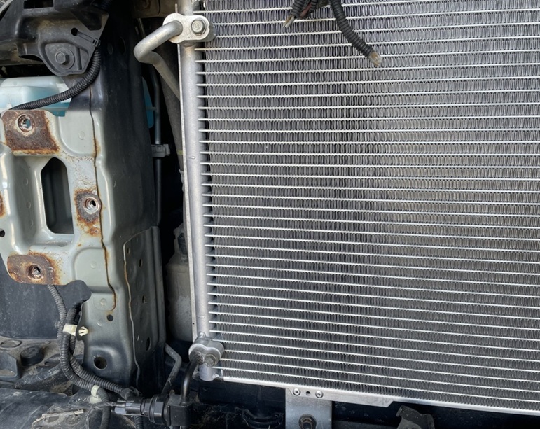 Замена радиатора кондиционера Хонда Фрид