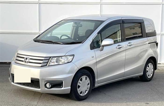 Хонда Фрид после замены амортизаторов в автотехцентре