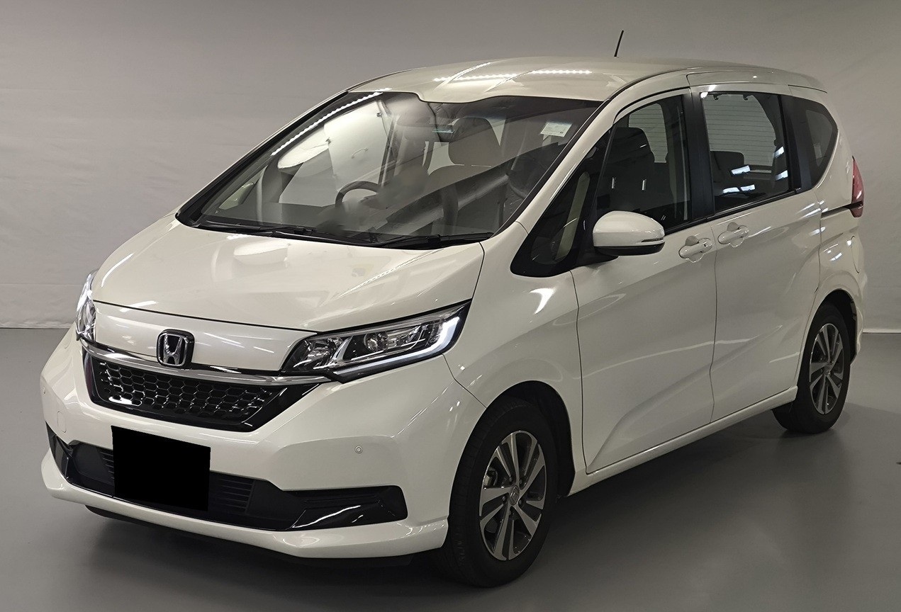 Хонда Фрид после замены радиатора отопителя в автотехцентре