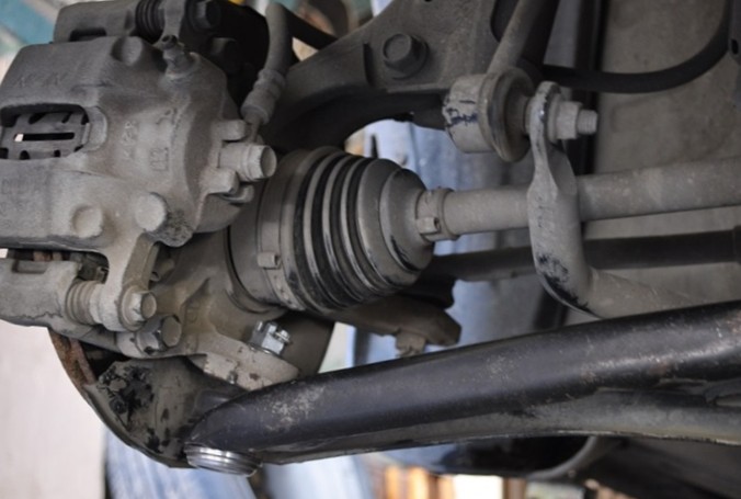 Замена шаровых опор Хонда Фрид
