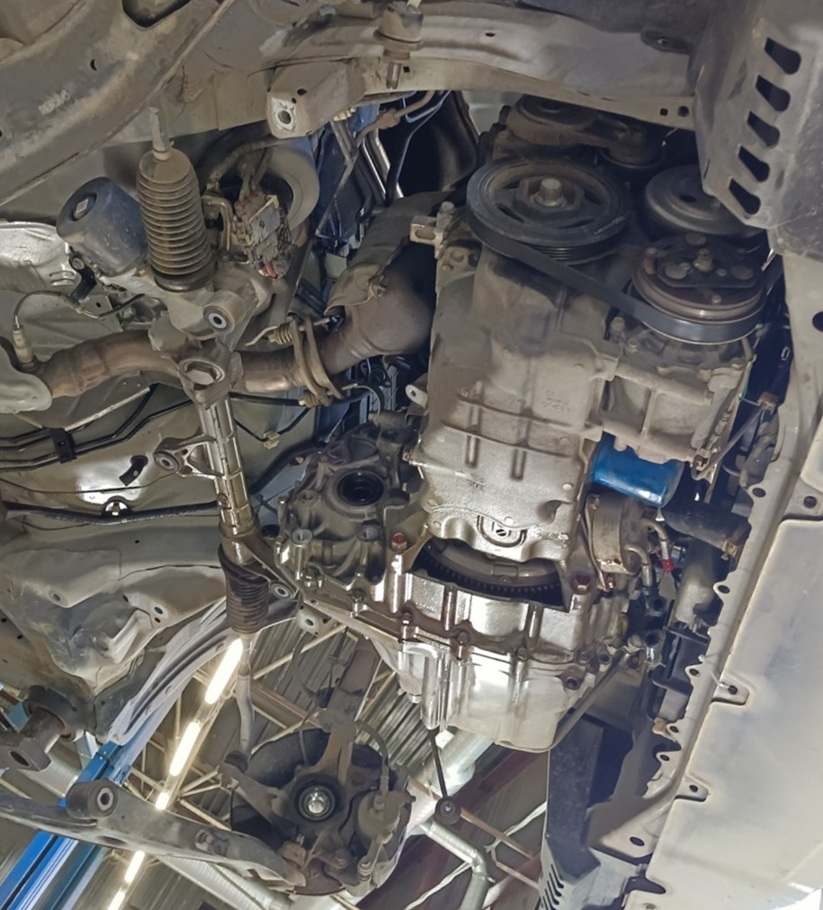 Замена заднего сальника коленвала Хонда Фрид