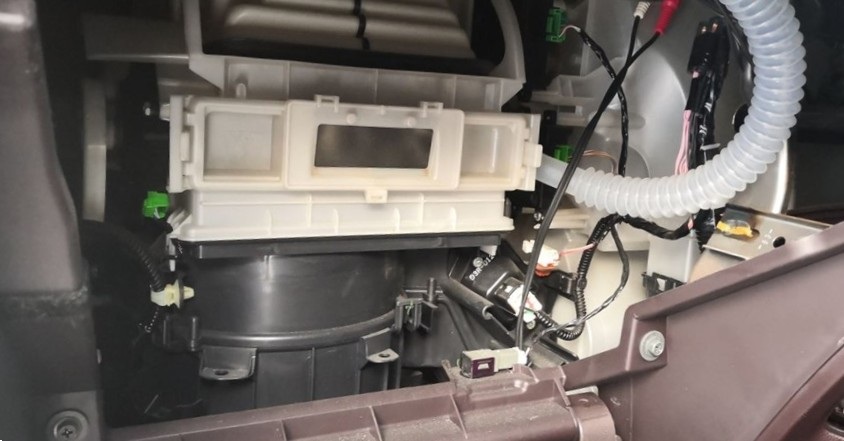 Замена моторчика печки Хонда Н-Бокс