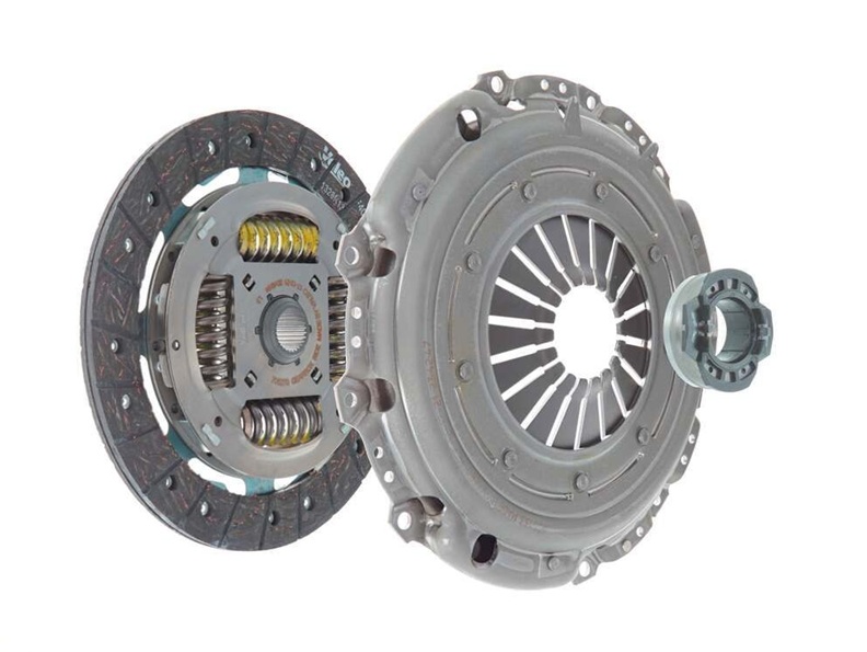 Комплект сцепления - корзина, диск, подшипник