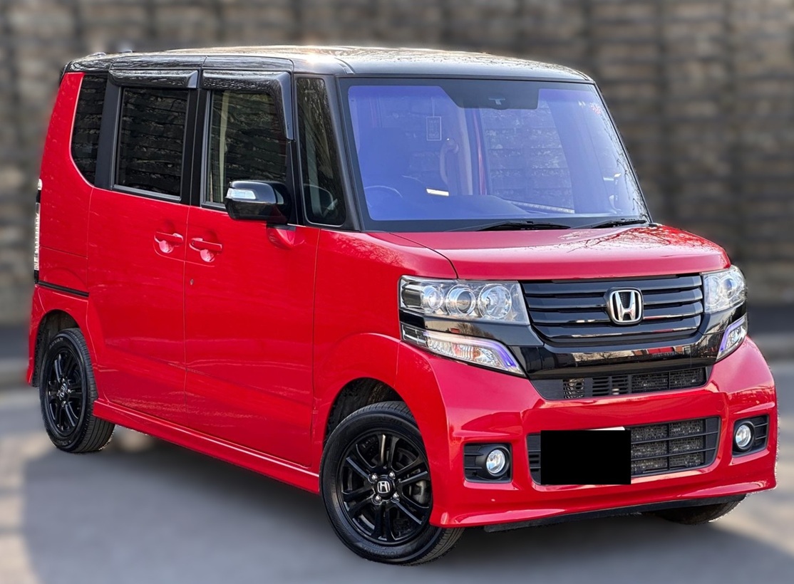 Хонда Н-Бокс после замены стоек стабилизатора в автотехцентре