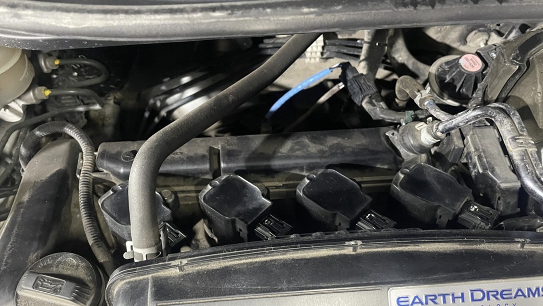 Замена свечей зажигания Хонда Везел