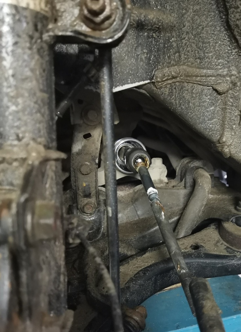 Замена рулевых тяг Хонда Stepwgn