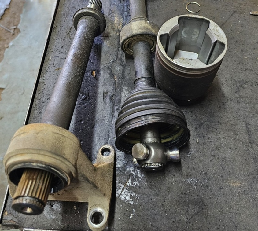 Замена ШРУСа Хонда Stepwgn