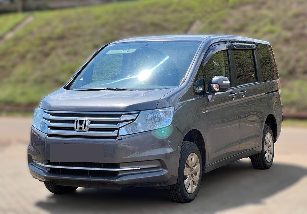 Хонда Stepwgn после замены ступицы в автотехцентре