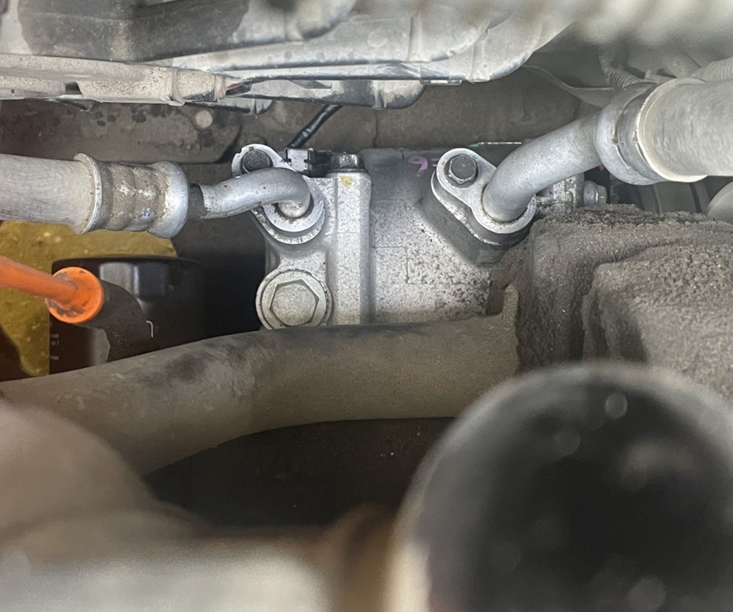 Замена компрессора кондиционера Хонда N-WGN