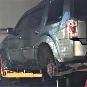 Хонда Пилот 2 в автосервисе не подъемнике