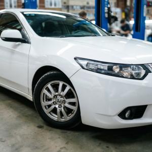 Хонда Аккорд после технического обслуживания в автосервисе