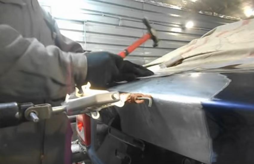 кузовной ремонт багажника на Хонде