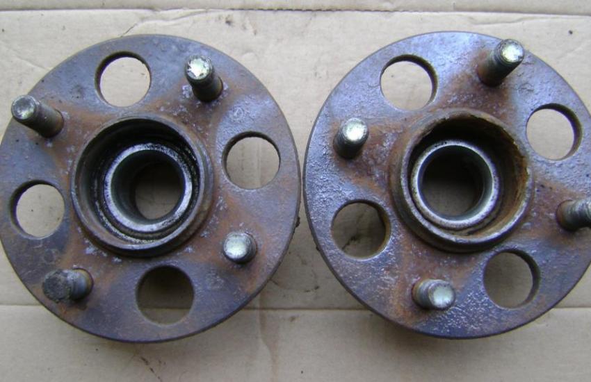 ступицы колеса 4 шпильки