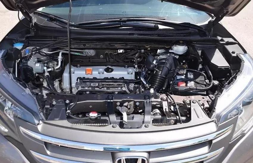 мотор на Хонде сверху