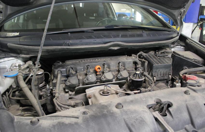 подкапотное пространство авто