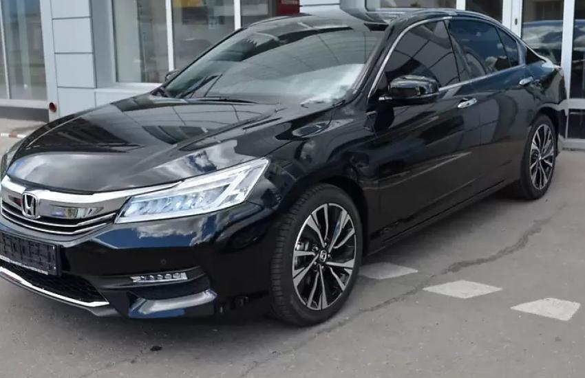 черная Хонда