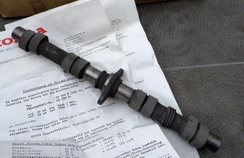 распредвал двигателя